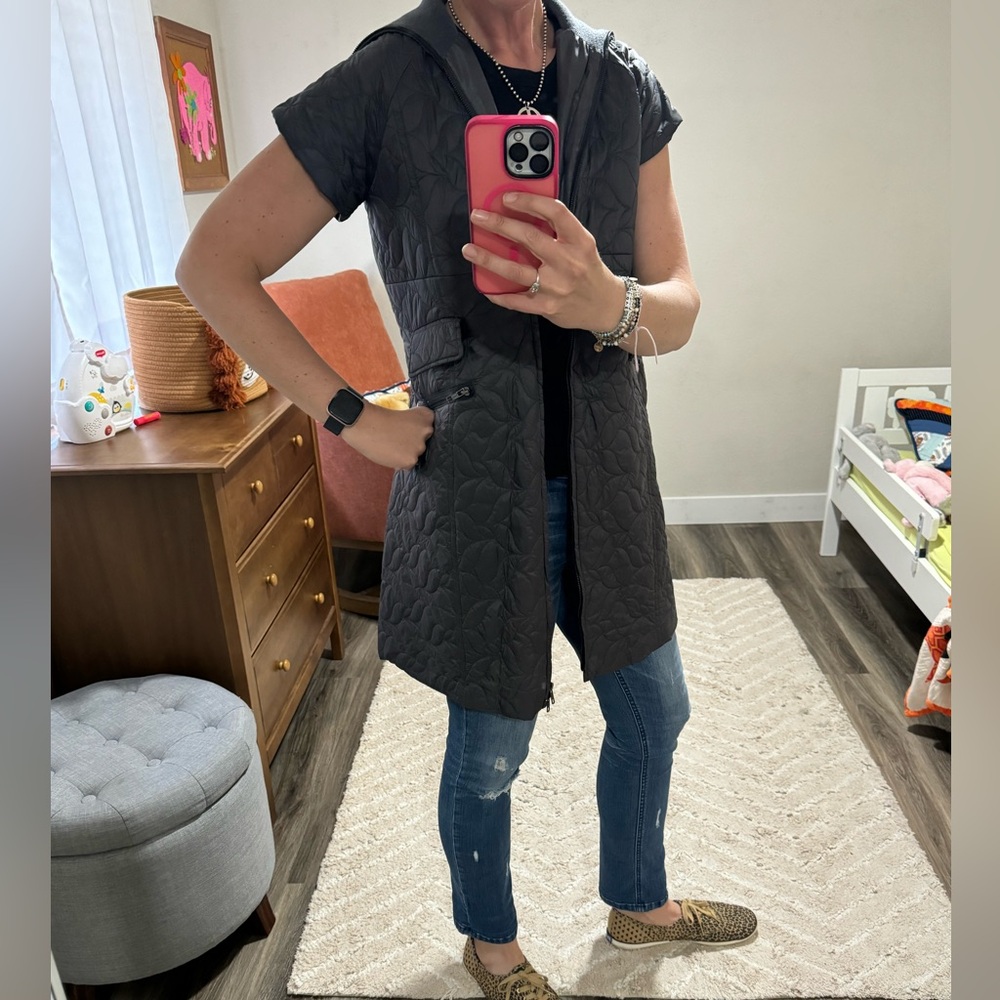 Women's Black Quilted Vest